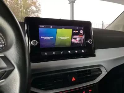 Sell SEAT Arona 2022 - 16950 EUR, 38563 km - AUTO.MOTO.pt