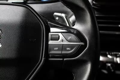 Sell Peugeot 3008 2021 - 19980 EUR, 119707 km - AUTO.MOTO.pt