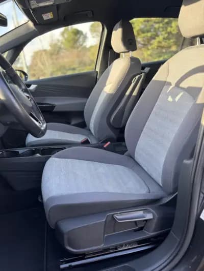 Vendo Volkswagen ID.3 2021 - 19900 EUR, 71000 km - AUTO.MOTO.pt