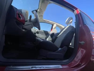 Sell Fiat 500C 2010 - 8490 EUR, 126730 km - AUTO.MOTO.pt