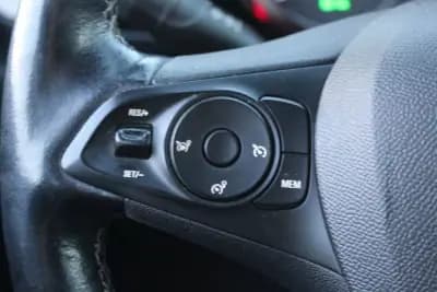 Sell Opel Corsa 2020 - 10900 EUR, 169900 km - AUTO.MOTO.pt