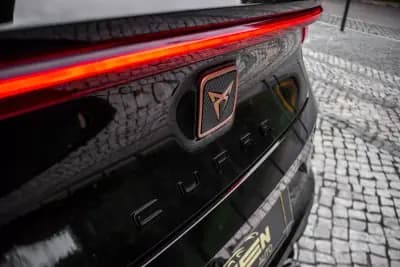 Sell Cupra Leon 2024 - 44990 EUR, 21773 km - AUTO.MOTO.pt