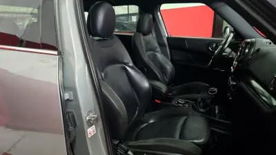 Sell MINI Countryman 2018 - 21550 EUR, 127363 km - AUTO.MOTO.pt