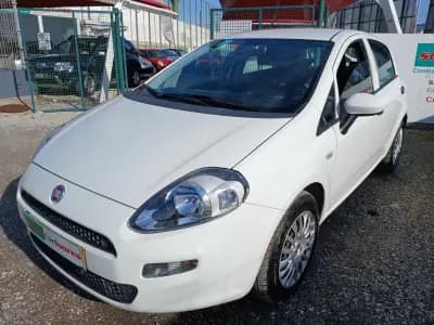 Vendo Fiat Punto 2016 - 7250 EUR, 113705 km - AUTO.MOTO.pt