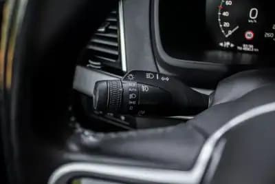 Vendo Volvo XC 90 2021 - 48990 EUR, 93199 km - AUTO.MOTO.pt