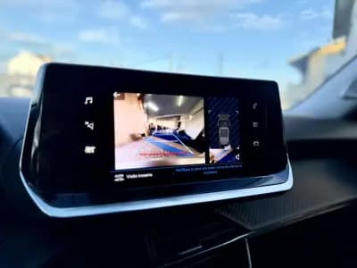 Sell Peugeot 2008 2021 - 18950 EUR, 63000 km - AUTO.MOTO.pt