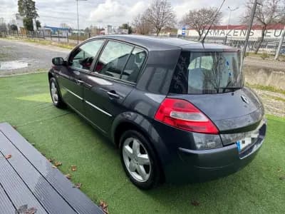 Sell Renault Mégane 2007 - 4750 EUR, 249000 km - AUTO.MOTO.pt
