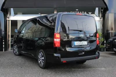 Vendo Toyota Proace Verso 2022 - 22400 EUR, 240926 km - AUTO.MOTO.pt