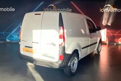 Sell Renault Kangoo 2018 - 11900 EUR, 121178 km - AUTO.MOTO.pt