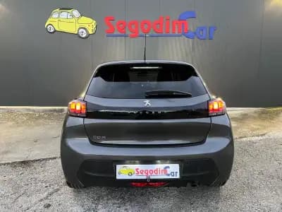 Vendo Peugeot 208 2023 - 13750 EUR, 62065 km - AUTO.MOTO.pt