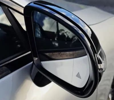 Vendo Mercedes-Benz E 220 2017 - 34999 EUR, 180000 km - AUTO.MOTO.pt