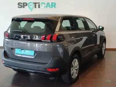 Vendo Peugeot 5008 2023 - 33500 EUR, 16000 km - AUTO.MOTO.pt