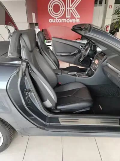 Vendo Mercedes-Benz SLK 200 2010 - 21500 EUR, 79000 km - AUTO.MOTO.pt