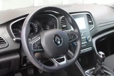 Sell Renault Mégane 2020 - 13990 EUR, 180000 km - AUTO.MOTO.pt