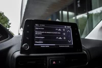 Vendo Peugeot Partner 2021 - 12990 EUR, 103902 km - AUTO.MOTO.pt