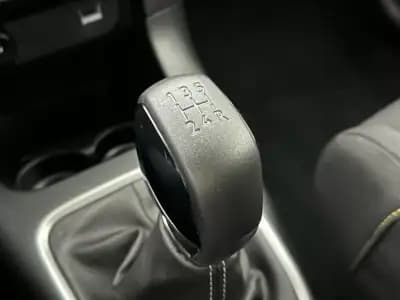 Vendo Citroën C3 2022 - 13900 EUR, 90035 km - AUTO.MOTO.pt