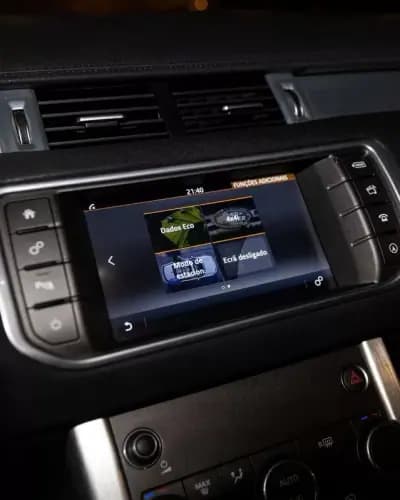 Sell Land Rover Range Rover Evoque 2016 - 20950 EUR, 150000 km - AUTO.MOTO.pt