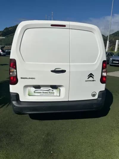 Vendo Citroën Berlingo 2020 - 18490 EUR, 101460 km - AUTO.MOTO.pt