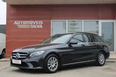 Vendo Mercedes-Benz C 200 2020 - 22990 EUR, 173000 km - AUTO.MOTO.pt