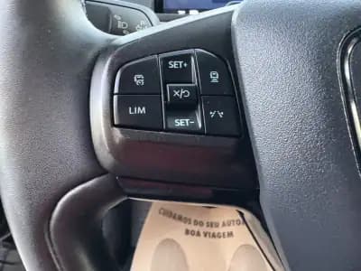 Vendo Ford Mustang Mach-E 2021 - 28990 EUR, 118000 km - AUTO.MOTO.pt