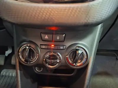 Vendo Peugeot 2008 2015 - 9740 EUR, 120266 km - AUTO.MOTO.pt