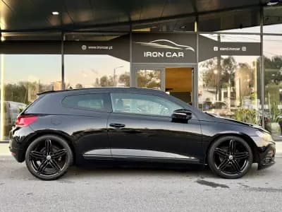 Vendo Volkswagen Scirocco 2009 - 11990 EUR, 178000 km - AUTO.MOTO.pt