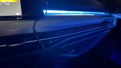 Vendo Volkswagen Golf 2021 - 18450 EUR, 93080 km - AUTO.MOTO.pt