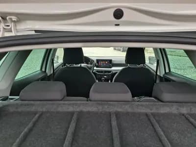 Sell SEAT Arona 2023 - 15990 EUR, 49350 km - AUTO.MOTO.pt