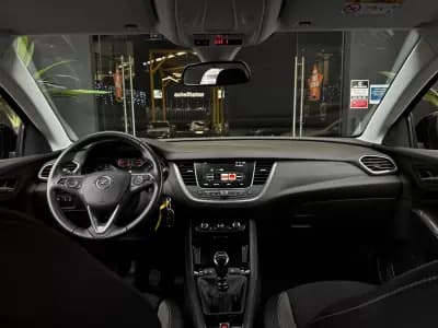 Vendo Opel Grandland X 2021 - 19990 EUR, 113300 km - AUTO.MOTO.pt