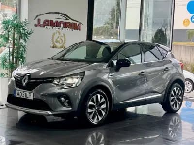 Vendo Renault Captur 2020 - 18499 EUR, 94000 km - AUTO.MOTO.pt