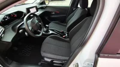 Sell Peugeot 208 2022 - 13999 EUR, 47000 km - AUTO.MOTO.pt