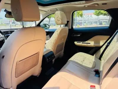 Sell Jaguar F-Pace 2017 - 24999 EUR, 78000 km - AUTO.MOTO.pt