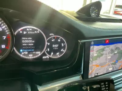 Sell Porsche Panamera 2018 - 60500 EUR, 104962 km - AUTO.MOTO.pt