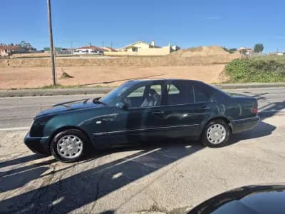 Sell Mercedes-Benz E 220 1997 - 3900 EUR, 500000 km - AUTO.MOTO.pt