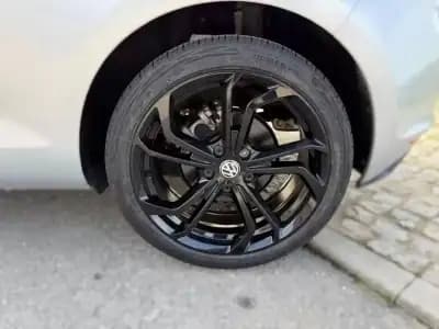 Vendo Volkswagen Golf 2016 - 16490 EUR, 148200 km - AUTO.MOTO.pt