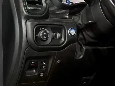 Vendo Dodge RAM 2020 - 109900 EUR, 41242 km - AUTO.MOTO.pt