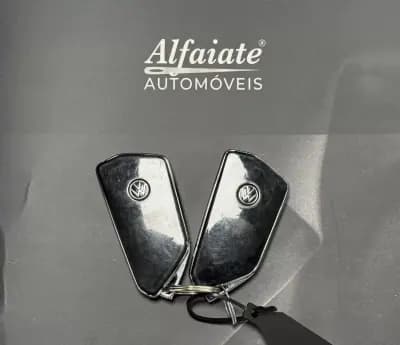 Vendo Volkswagen ID.4 2022 - 26990 EUR, 44000 km - AUTO.MOTO.pt