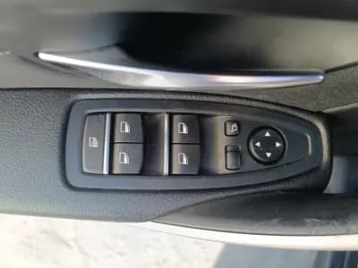 Vendo BMW 320 2017 - 16900 EUR, 131470 km - AUTO.MOTO.pt