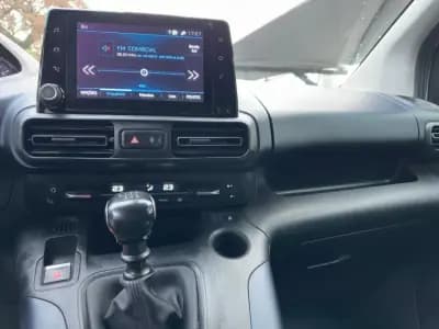 Sell Peugeot Rifter 2018 - 20900 EUR, 64900 km - AUTO.MOTO.pt