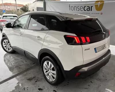 Sell Peugeot 3008 2018 - 14490 EUR, 105034 km - AUTO.MOTO.pt