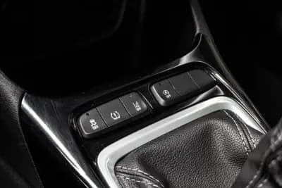 Vendo Opel Crossland X 2020 - 11980 EUR, 87391 km - AUTO.MOTO.pt