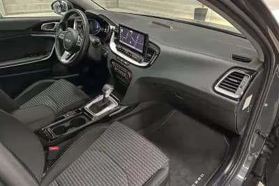 Sell Kia XCeed 2022 - 21950 EUR, 37220 km - AUTO.MOTO.pt
