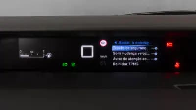 Vendo Citroën C3 2025 - 18350 EUR, 24000 km - AUTO.MOTO.pt