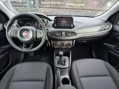 Sell Fiat Tipo Station Wagon 2020 - 14900 EUR, 55800 km - AUTO.MOTO.pt