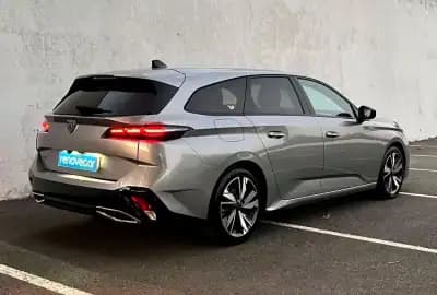 Vendo Peugeot 308 SW 2022 - 16900 EUR, 159901 km - AUTO.MOTO.pt