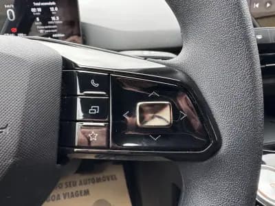 Vendo MG MG4 2023 - 18990 EUR, 44000 km - AUTO.MOTO.pt