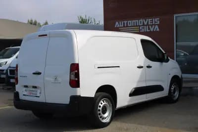 Vendo Peugeot Partner 2020 - 14990 EUR, 176000 km - AUTO.MOTO.pt
