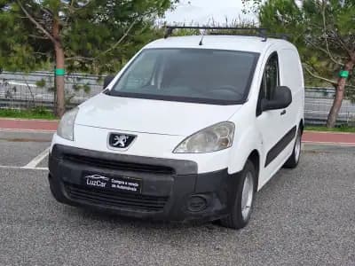 Vendo Peugeot Partner 2010 - 5480 EUR, 286000 km - AUTO.MOTO.pt