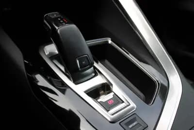 Sell Peugeot 5008 2019 - 19990 EUR, 114332 km - AUTO.MOTO.pt