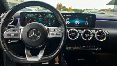 Sell Mercedes-Benz CLA 250 2021 - 29990 EUR, 135200 km - AUTO.MOTO.pt